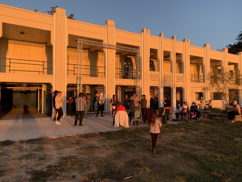 Lakefront Live! Bath House Cultural Center